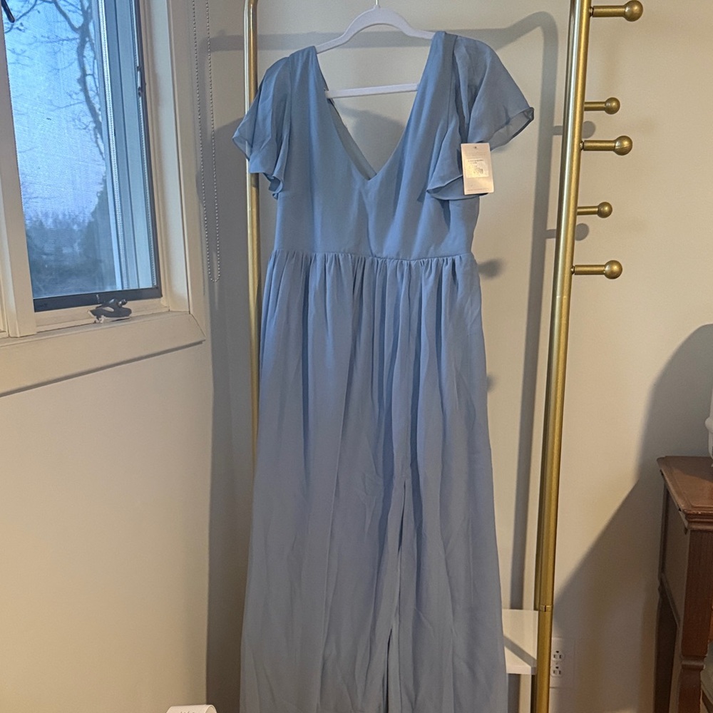 Chic Light Blue V-Neck Wedding Dress